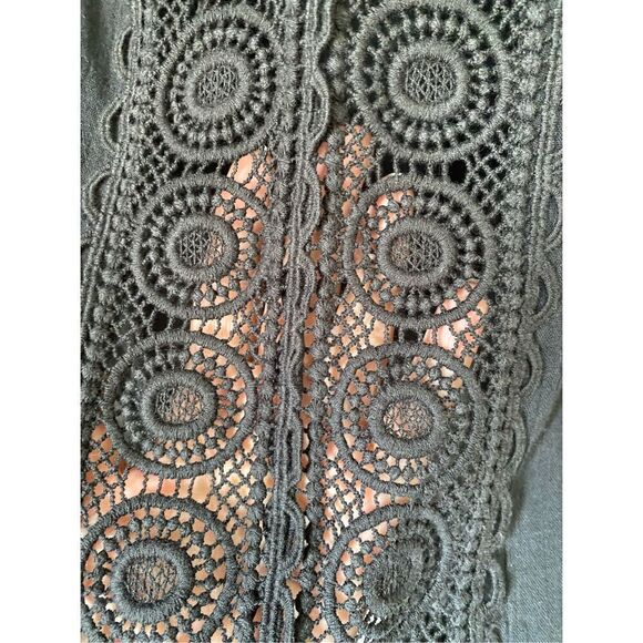 Cover-up unbranded black crochet trimmed Causey/BoHo swim/beach cover-up - Picture 4 of 4